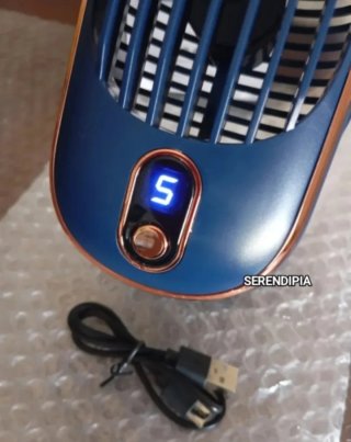 2 ventilatori portatili USB blu e dorati