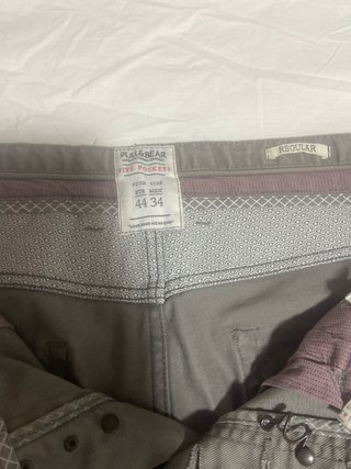 Pantalón Pull&Bear gris hombre