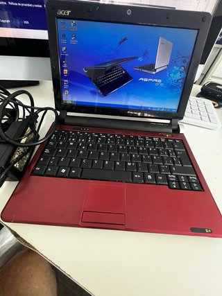 Acer Aspire One Portátil Rojo