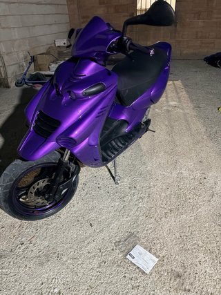 Beta Ark Scooter Morado