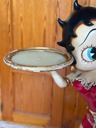Figura Betty Boop Roja Bandeja
