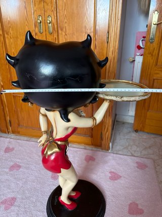 Figura Betty Boop Roja Bandeja