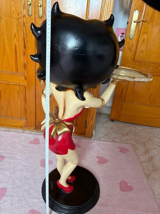 Figura Betty Boop Roja Bandeja