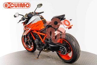 KTM 1290 SUPER DUKE R
