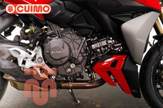 DUCATI STREETFIGHTER V2