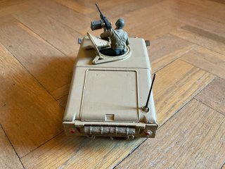 Humvee M1025 1/35 Desierto .50 Cal