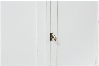 Vetrina credenza in legno massello di tiglio con f
