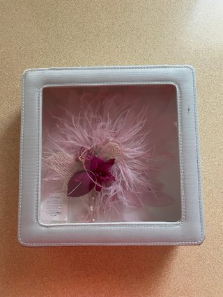 Broche flor y plumas rosa