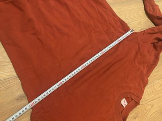 Maglia girocollo color ruggine