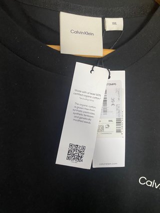Camiseta Calvin Klein Negra XXL. Nueva con etiquet