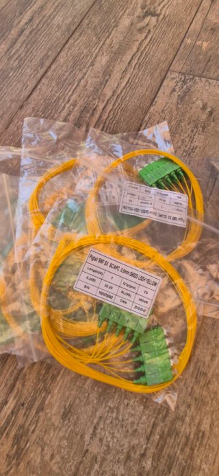 Lote Latiguillos y Pigtails Fibra Óptica