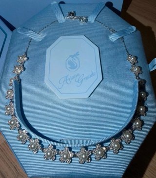 Conjunto Swarovski Ariana Grande x Swarovski