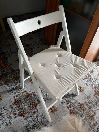 Mesa plegable Ikea con 4 sillas