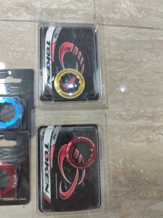 Tapa de cassette KCNC y token de 11 y 12.