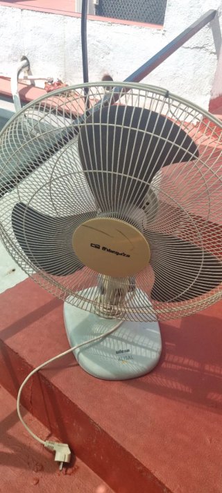 Ventilador sobremesa Ufesa Alisal