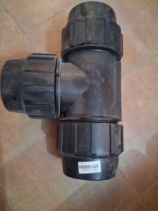 Conector T Polietileno 110mm