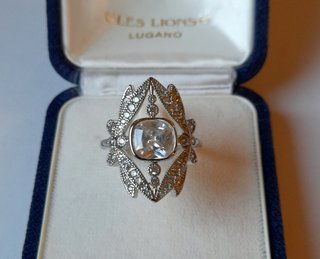 Anello bigiotteria stile Liberty libellula zircone