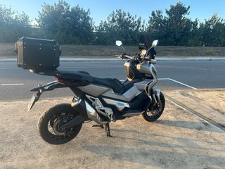 Honda X-ADV 750 Gris Plata