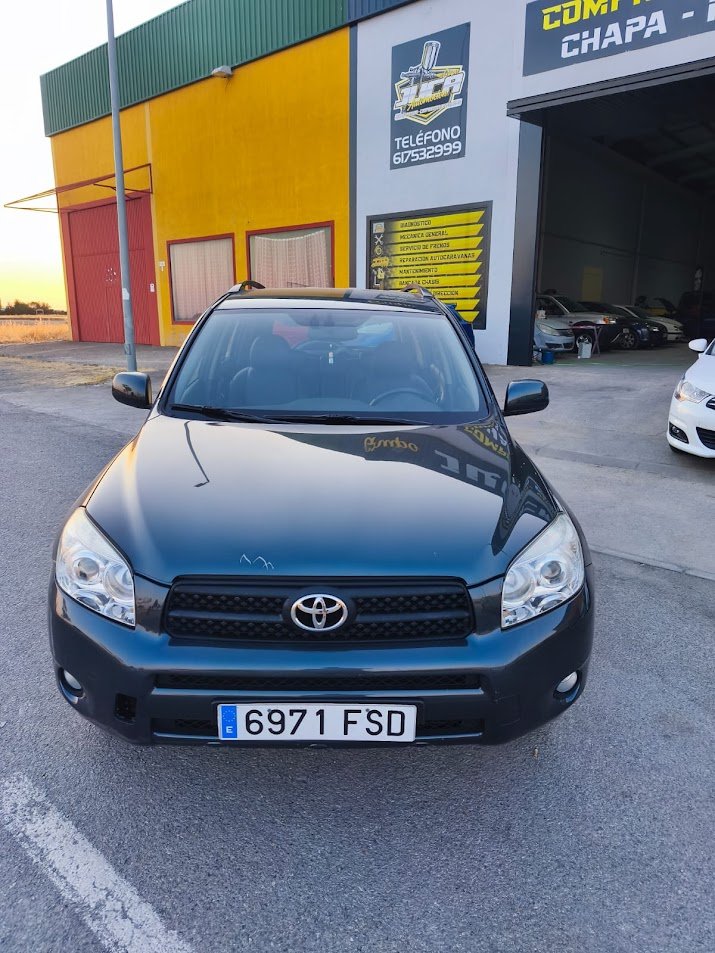 Toyota RAV4 2.2 D-4D Executive 2007, foto 3