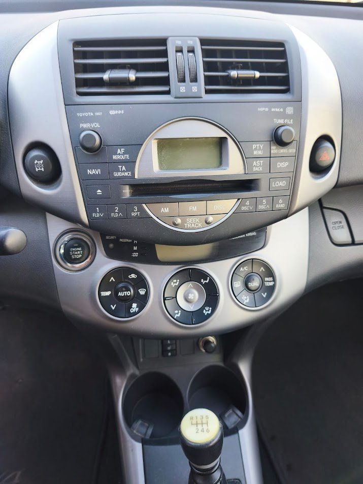 Toyota RAV4 2.2 D-4D Executive 2007, foto 7