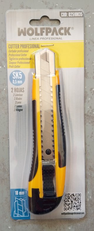 Lote: Guantes, Gafas, Cutter y Flexómetro
