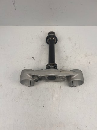 Tija inferior KTM Duke 125