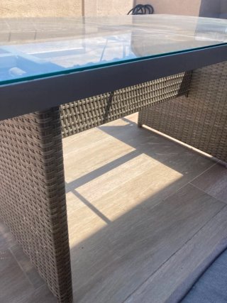Sofá Rinconera y Mesa de Jardín