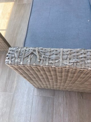 Sofá Rinconera y Mesa de Jardín
