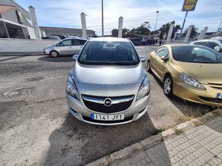 SIN ENTRADA! DIESEL Opel Meriva SÓLO 52000KM!
