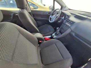 SIN ENTRADA! DIESEL Opel Meriva SÓLO 52000KM!