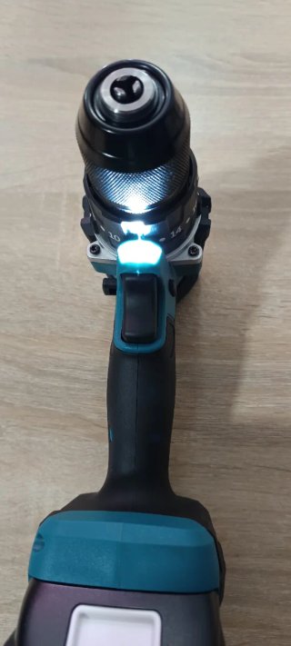 Taladro Atornillador Makita 18V con Percutor