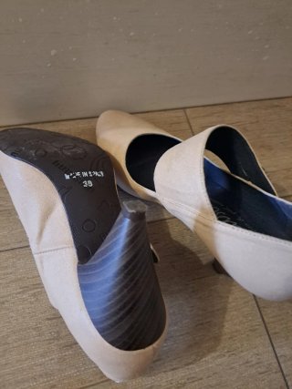 Zapatos Mustang Tacón Beige Talla 38