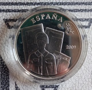 Cincuentin de Plata de Salvador Dali.No hago envío