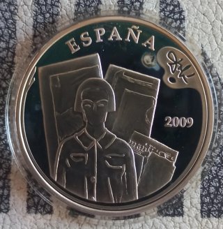 Cincuentin de Plata de Salvador Dali.No hago envío
