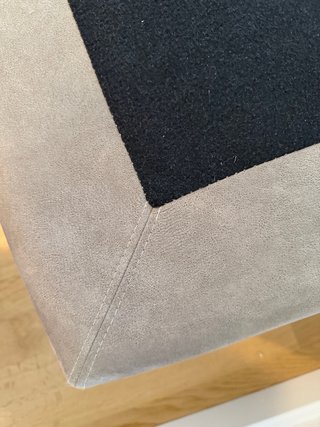 Cama tapizada 150x190 con cabecero alto acolchado