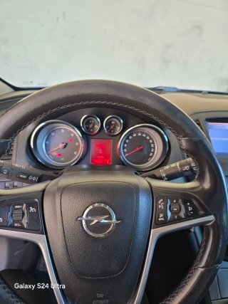 Opel Insignia 2011