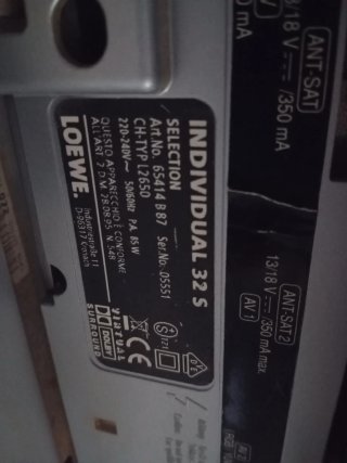 Televisor Loewe 32 Plata y Negro