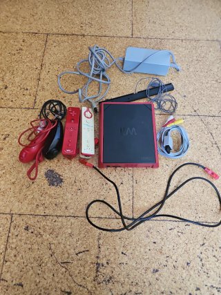Consola Nintendo Wii Roja y Blanca