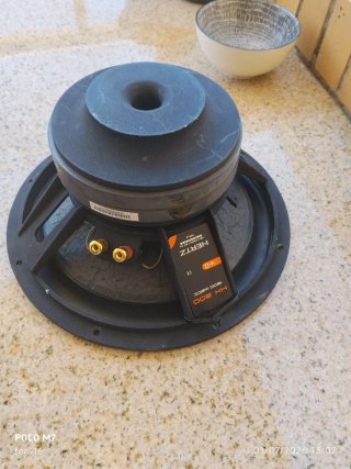 HERTZ, Subwoofer Hertz HX300 1200W