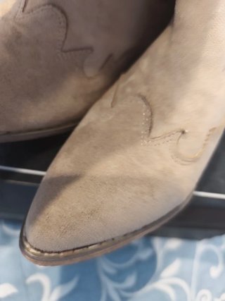 Botas cowboy beige imitación ante