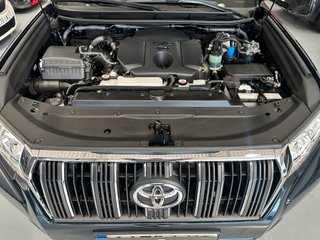 Toyota Land Cruiser 150 2022