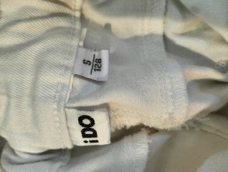 Lote Ropa: Shorts Blancos y Top Beige, blusa body