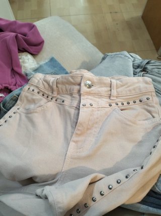 Lote Ropa: Shorts Blancos y Top Beige, blusa body