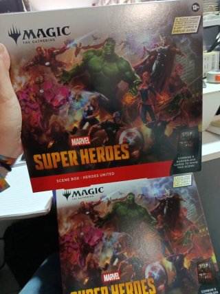 Magic The Gathering Marvel Super Heroes Scene Box