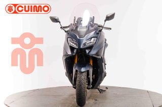 YAMAHA TMAX 560