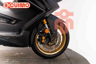 YAMAHA TMAX 560