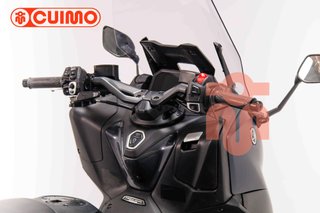 YAMAHA TMAX 560