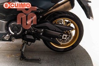 YAMAHA TMAX 560