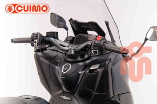 YAMAHA TMAX 560