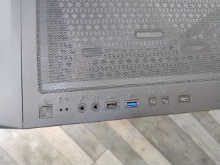 Caja ATX Phoenix Artisan Nueva